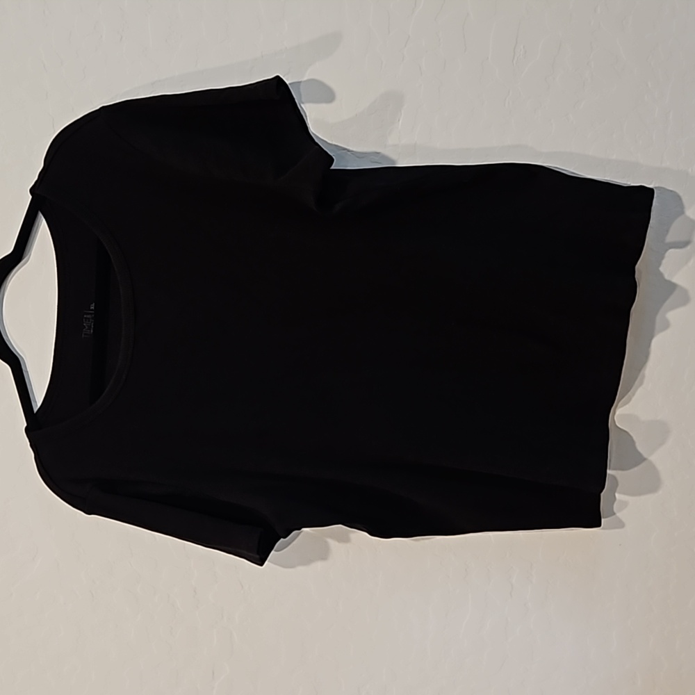 Women's black top